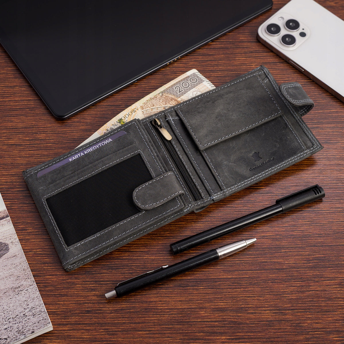 Didelės klasikinės juodos spalvos horizontalios odinės vyriškos piniginės natūralios odos Beltimore