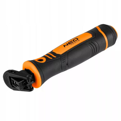 NEO Rankos pjūklas su 4 vnt. metalo/plastiko/medžio pjūklelių rinkiniu, 150 mm