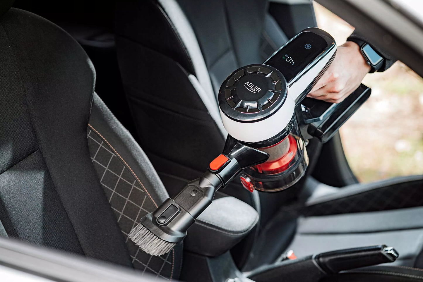 Belaidis vertikalus rankinis dulkių siurblys 3in1, be maišelio, su elektriniu šepečiu, 350W