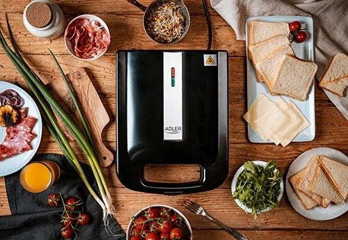 Sumuštinių keptuvė/grilius XXL 4 sumuštiniams, 2000W