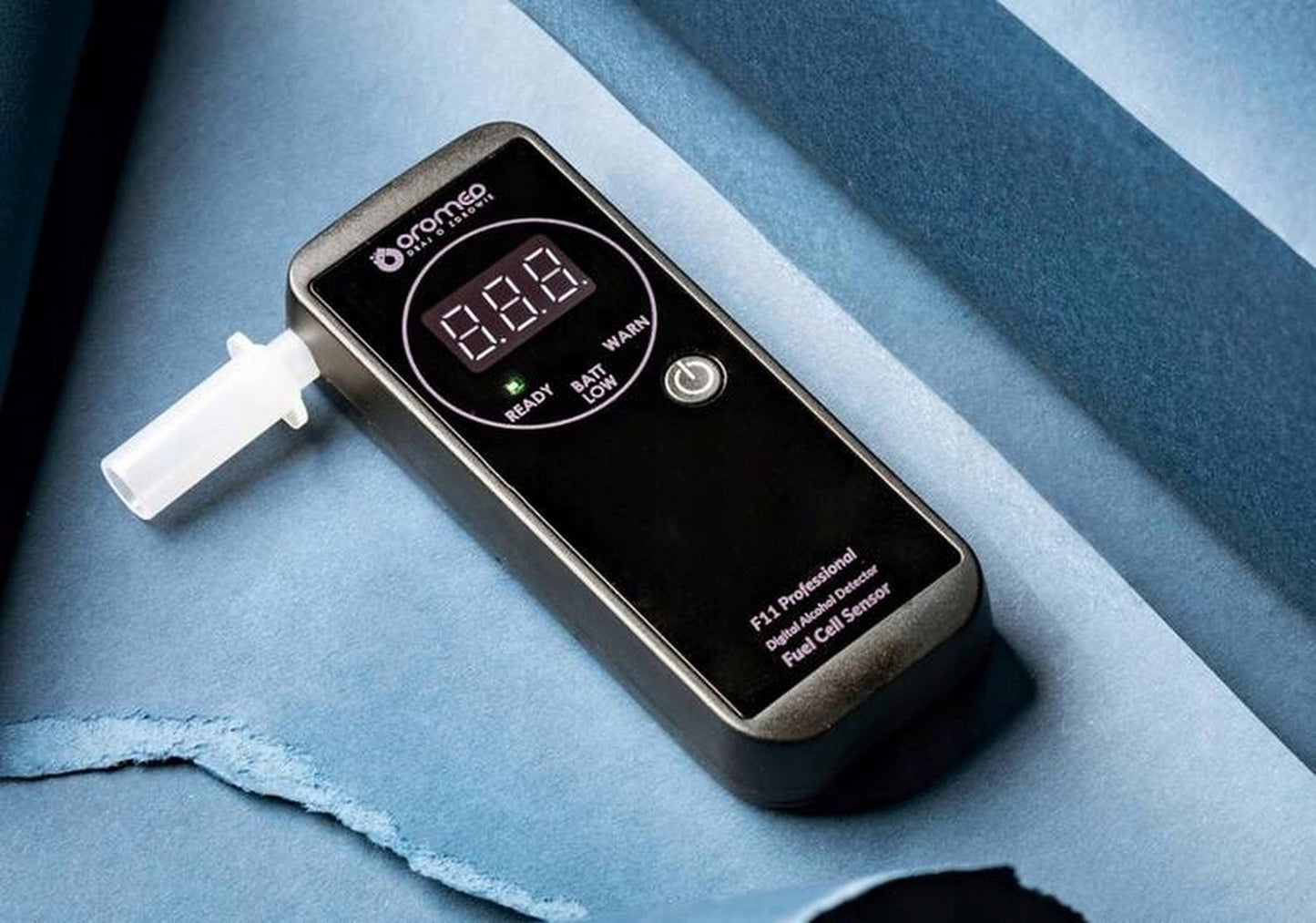 OROMED F11 Elektrocheminis alkotesteris, tikslus + kandikliai + 12 mėn. kalibracija