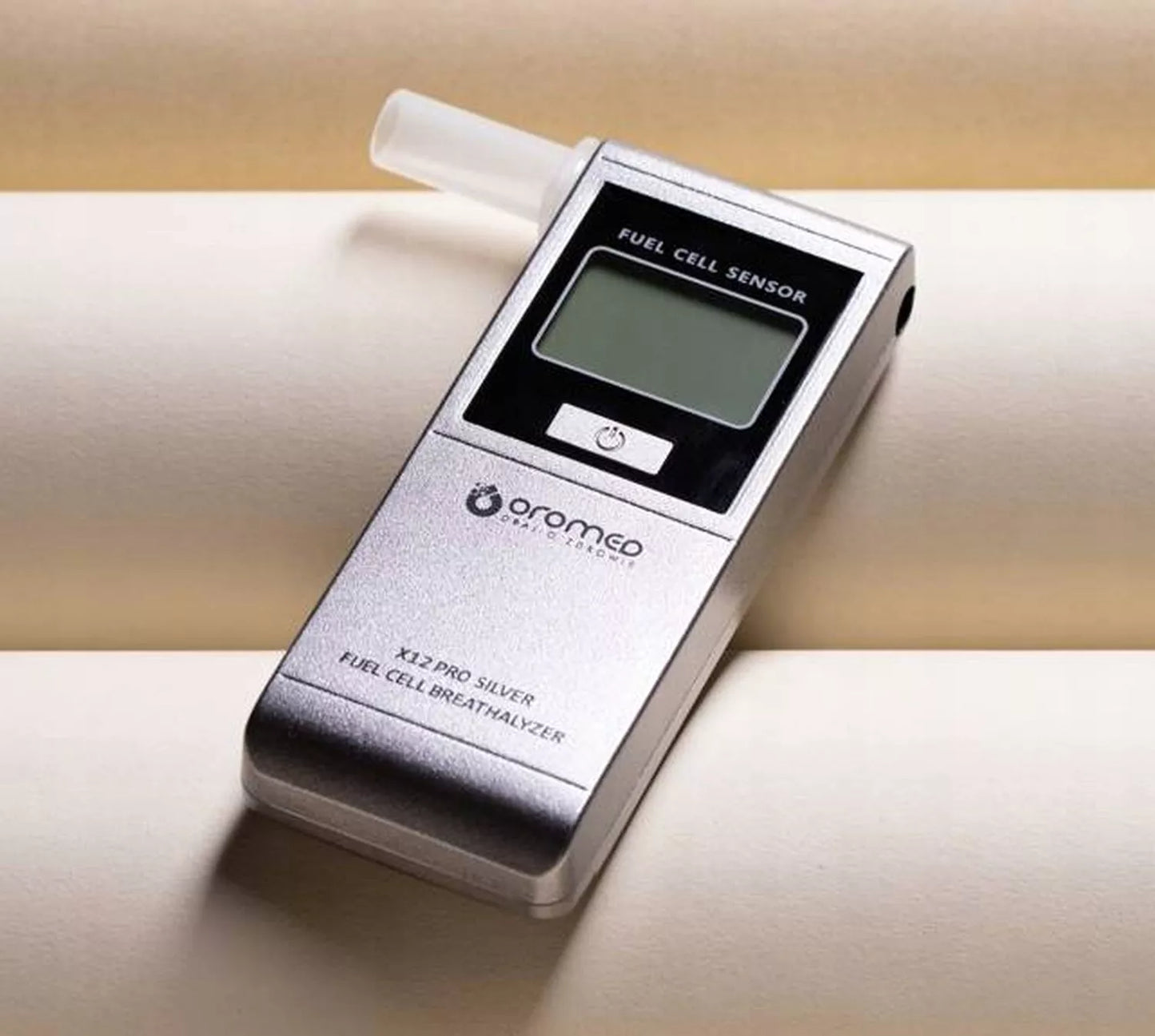 OROMED X12 Elektrocheminis Tikslus Alkotesteris + Kandikliai + Kalibravimas 12 mėn.