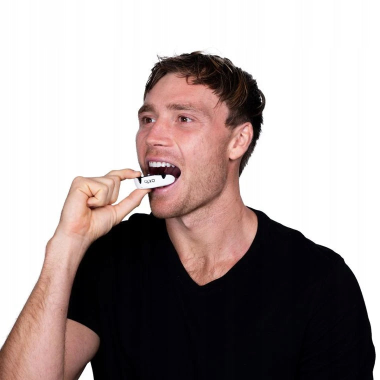 Opro Burnos apsauga Silver su dėžute GEN5 Baltas