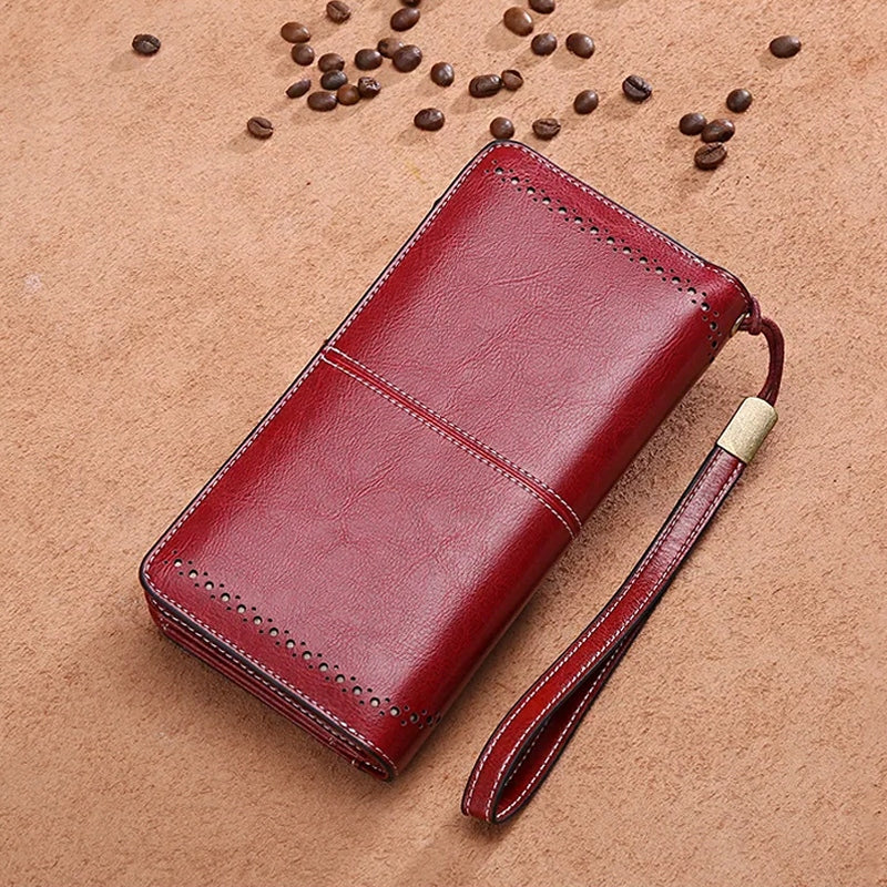 Raudona moteriška odinė piniginė – elegantiška, funkcionali, talpi, su RFID