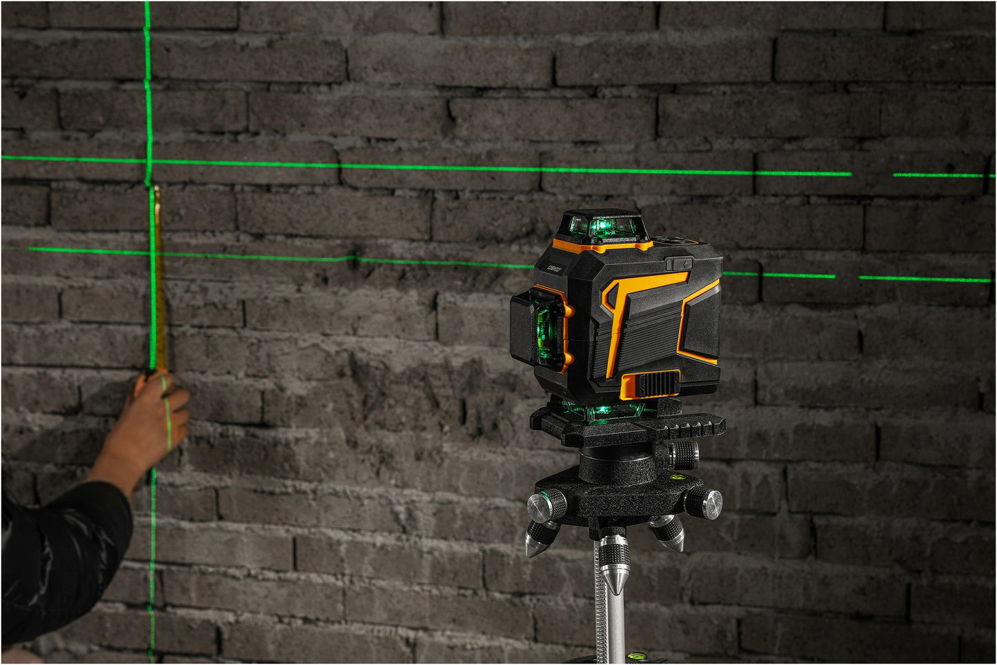 Lazerinis nivelyras 360° plokštumos 4D kryžminis lazeris Pro žalias DEKO