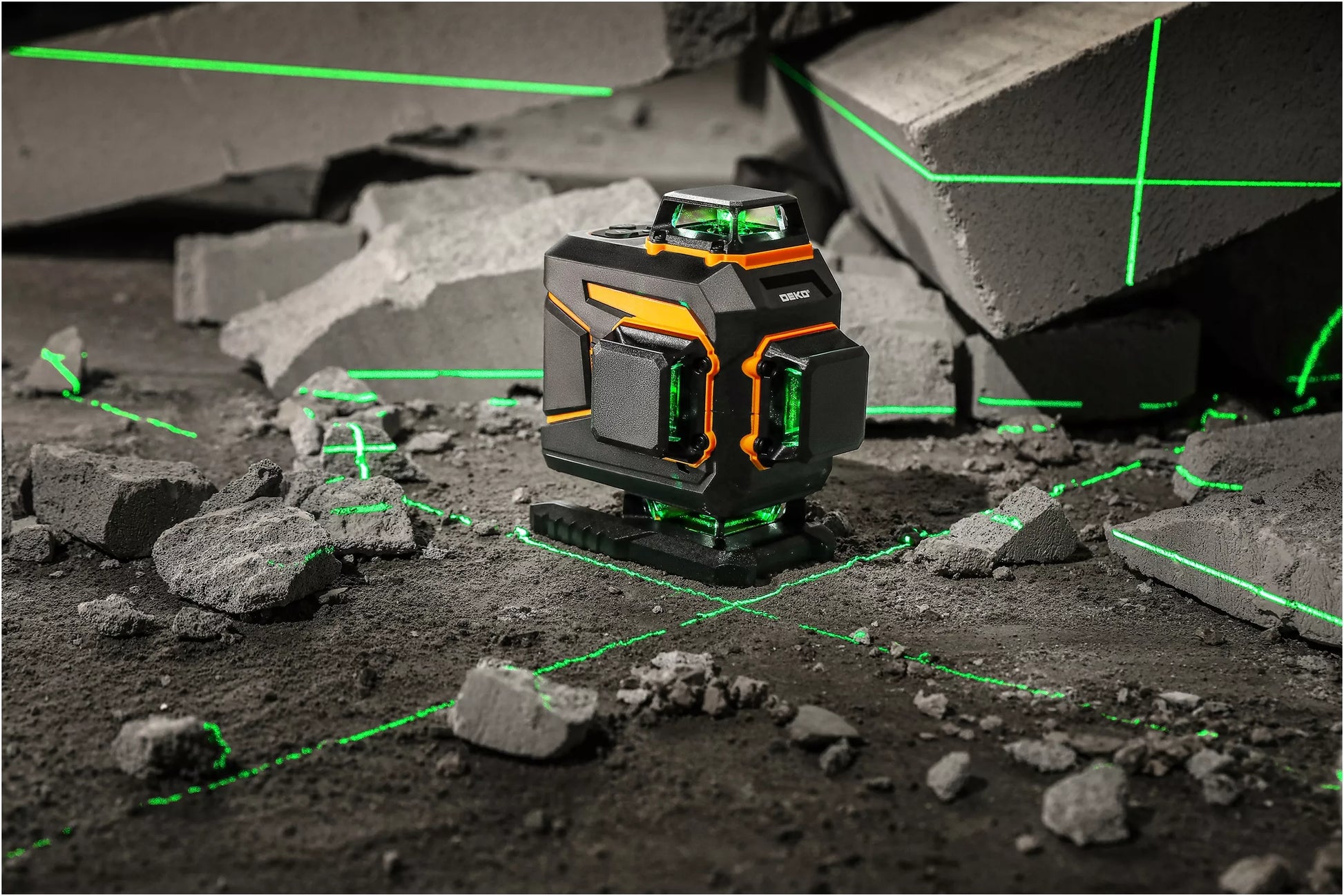 Lazerinis nivelyras 360° plokštumos 4D kryžminis lazeris Pro žalias DEKO