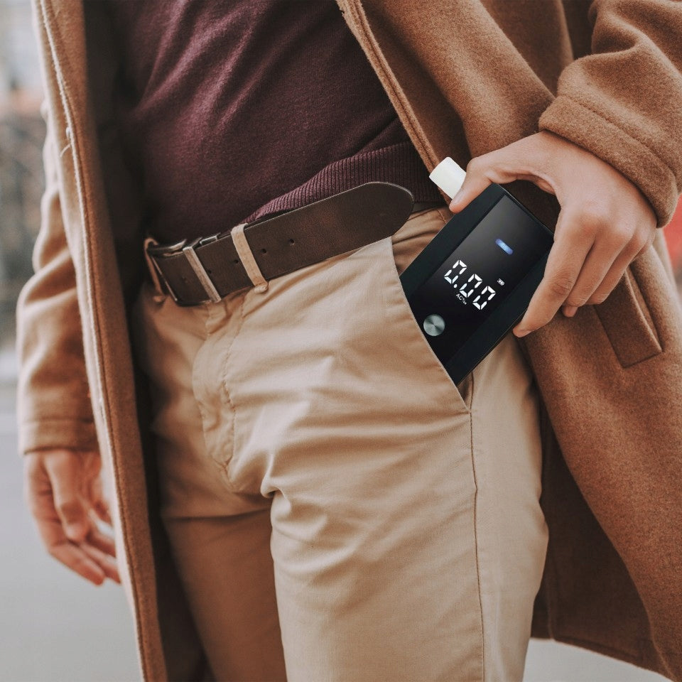 PROFESIONALUS ELEKTRONINIS ALKOMATAS TIKSLUS KALIBRAVIMAS + 5X PUČIAMIEJI PRIPARTUVAI