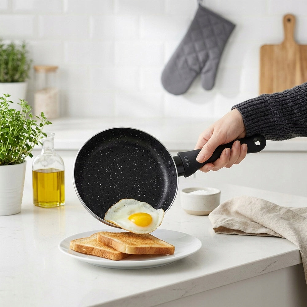 Granitinė keptuvė BLACK LINE 20 cm kepimui ir troškinimui ant dujinės bei indukcinės viryklės