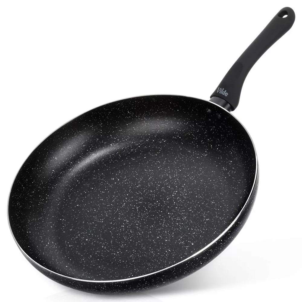 Granitinė keptuvė troškinimui ir kepimui BLACK LINE 32 cm, skirta dujinėms ir indukcinėms viryklėms