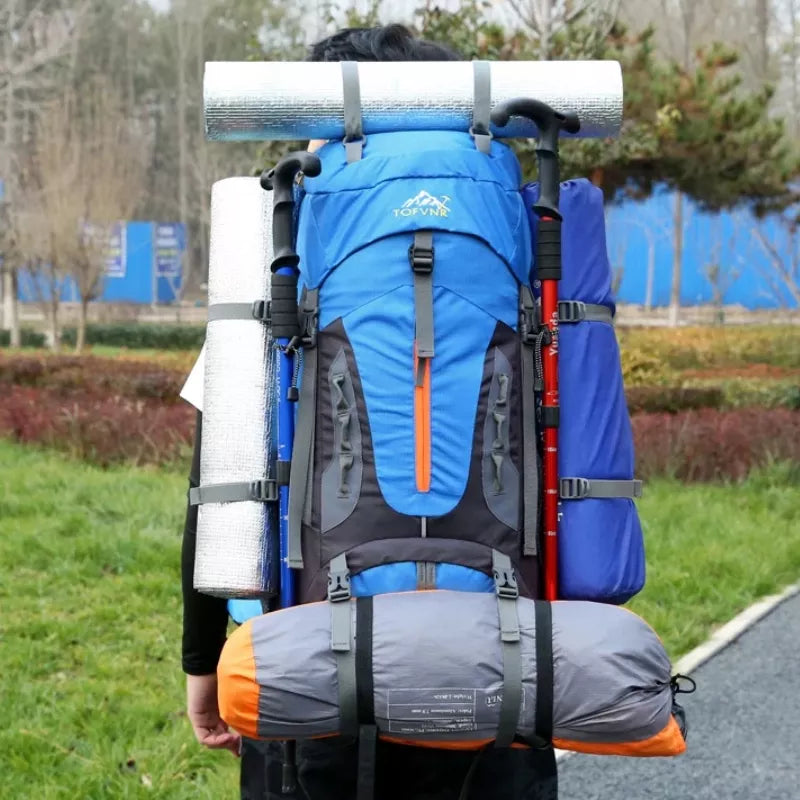 Tvirtas kelioninis ir kalnų trekinimo kuprinė 70L Traper 3 BLUE
