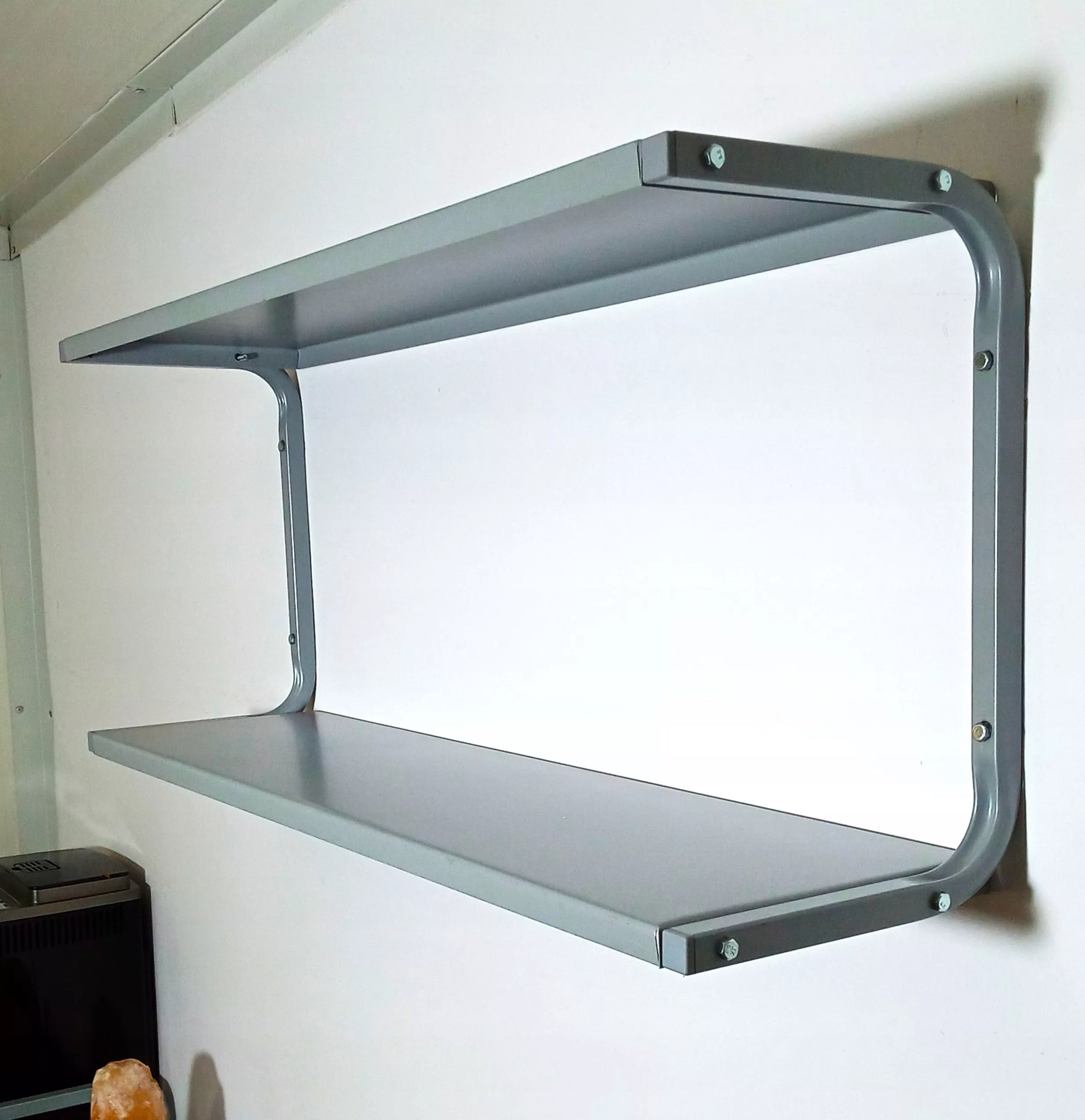 Metalinė sieninė lentyna 95 cm dviguba PG2S dirbtuvėms, loftui, garažui