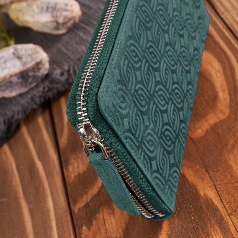 Paolo Peruzzi Moteriška odinė vintage žalia piniginė su užtrauktuku