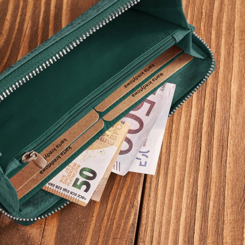 Paolo Peruzzi Moteriška odinė vintage žalia piniginė su užtrauktuku