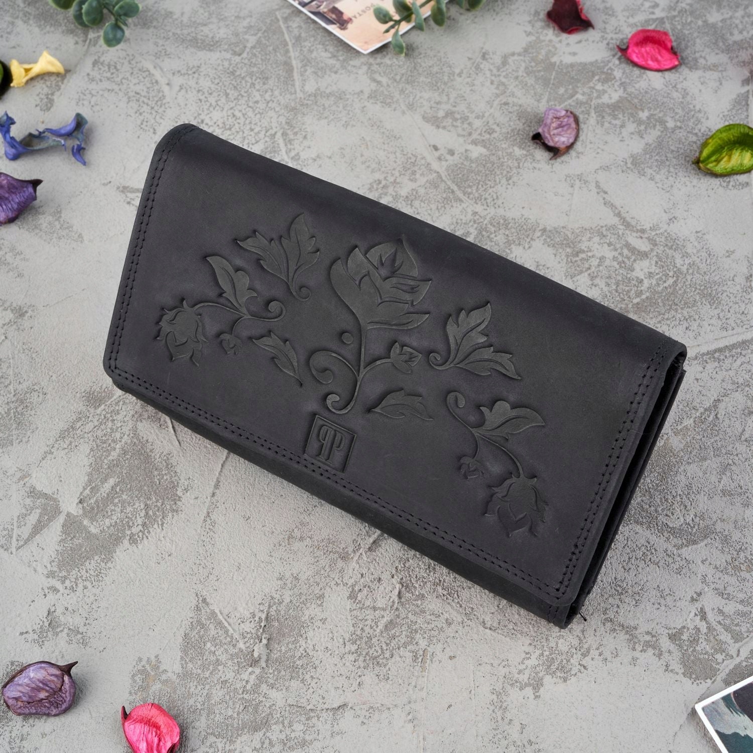 Moteriška odinė piniginė Paolo Peruzzi, juoda, supakuota į dėžutę, su RFID, vintage