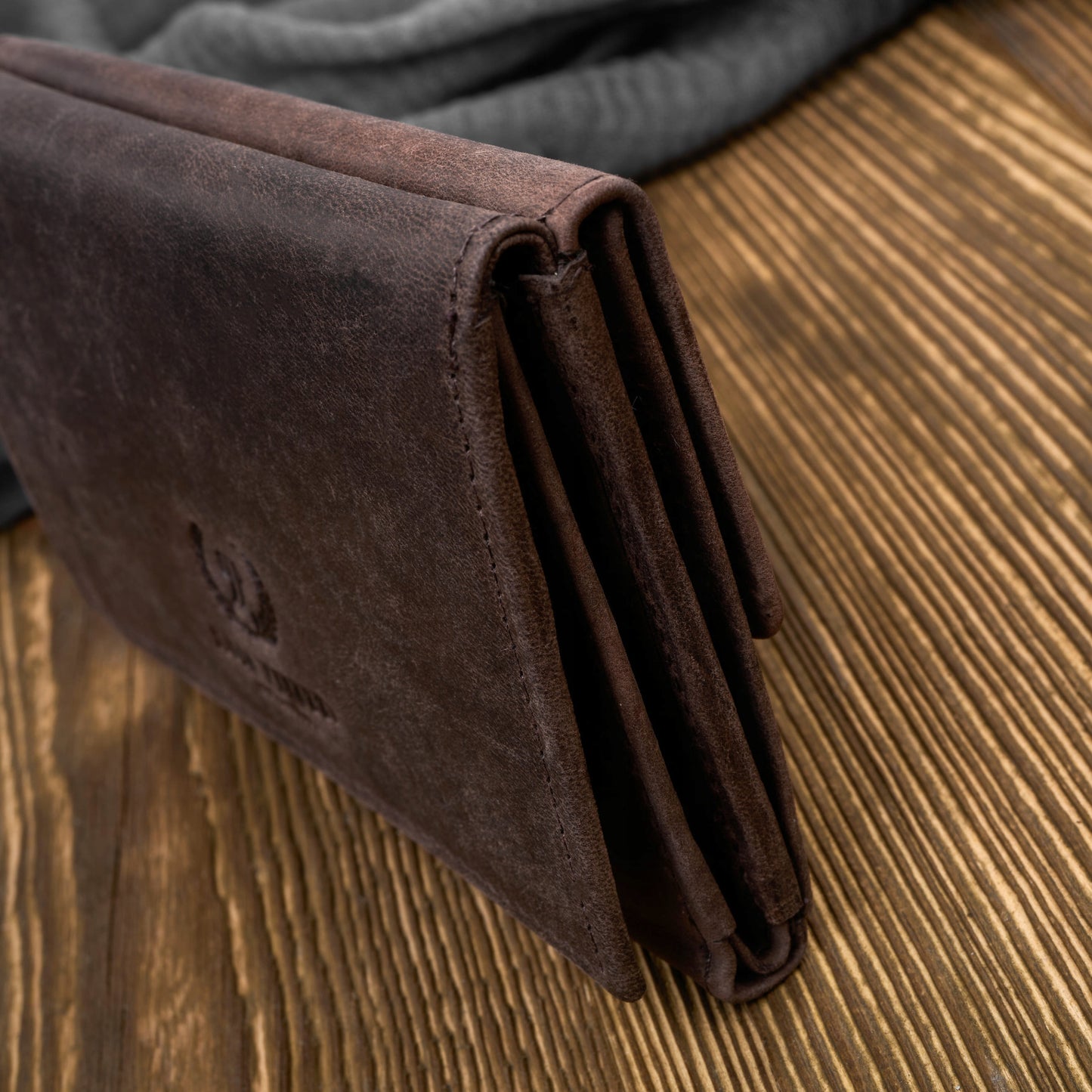 Moteriška piniginė ruda, natūrali oda, vintažinė, maža, su RFID Paolo Peruzzi