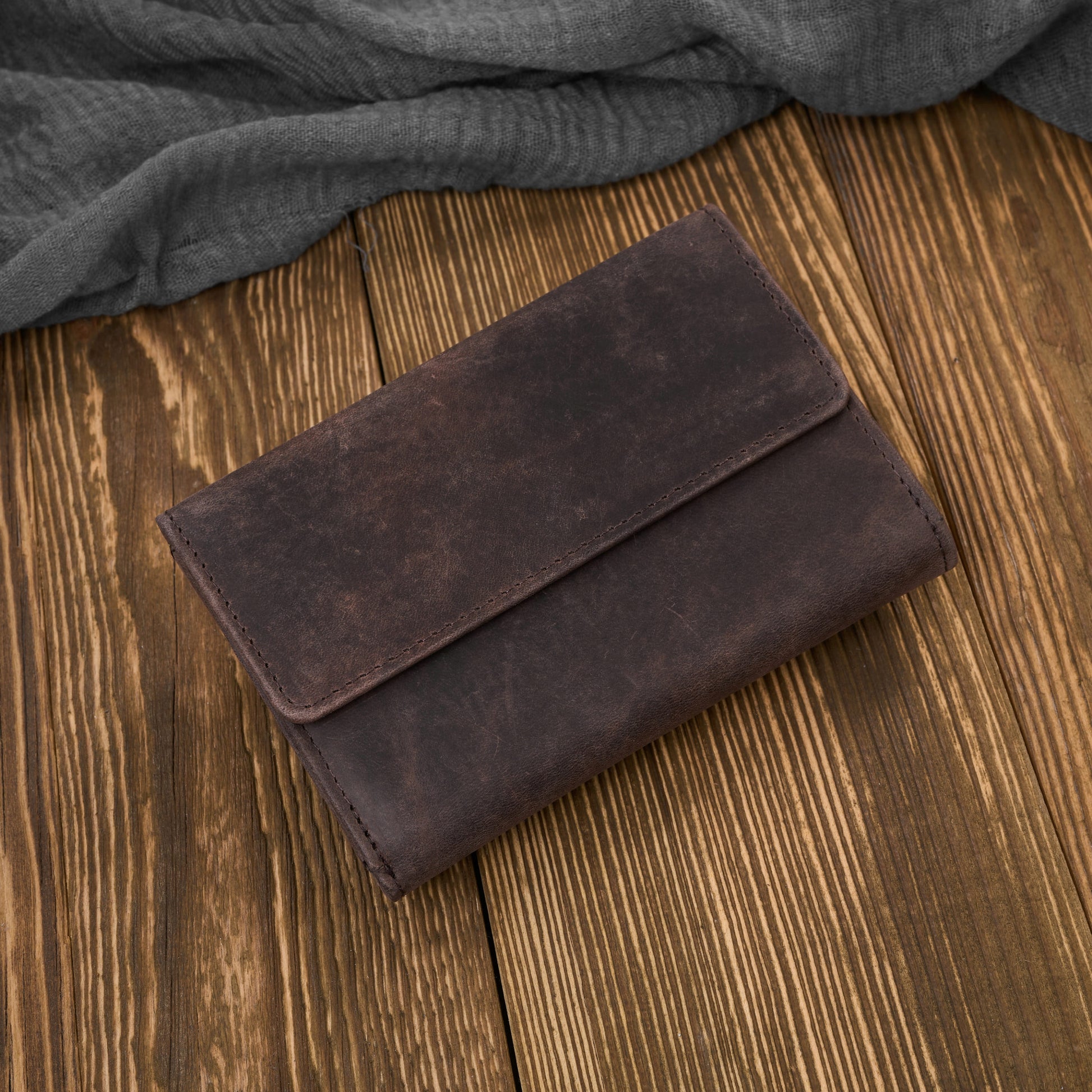 Moteriška piniginė ruda, natūrali oda, vintažinė, maža, su RFID Paolo Peruzzi