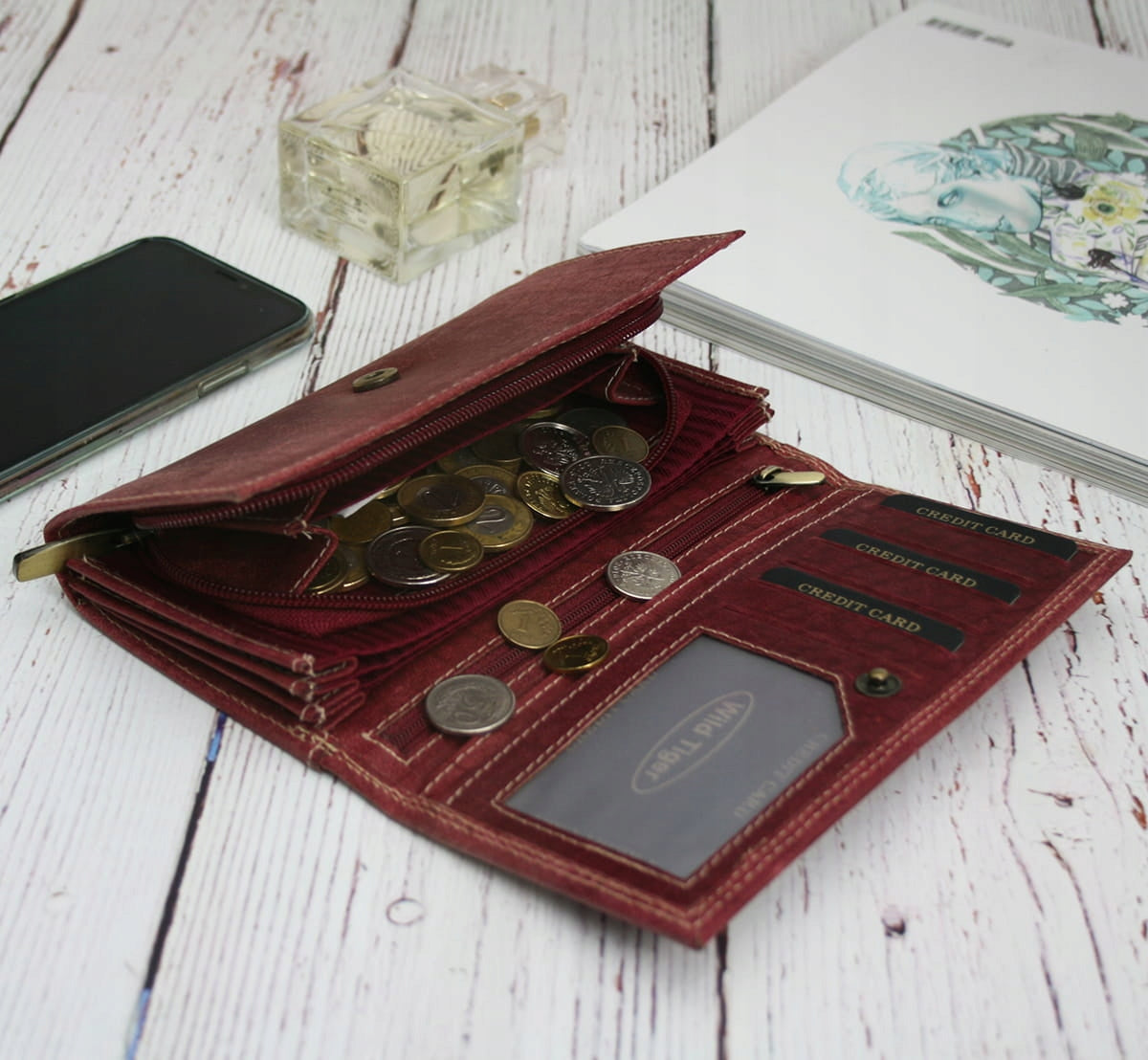 Moteriška piniginė nubuko oda Wild Tiger - tamsiai raudona