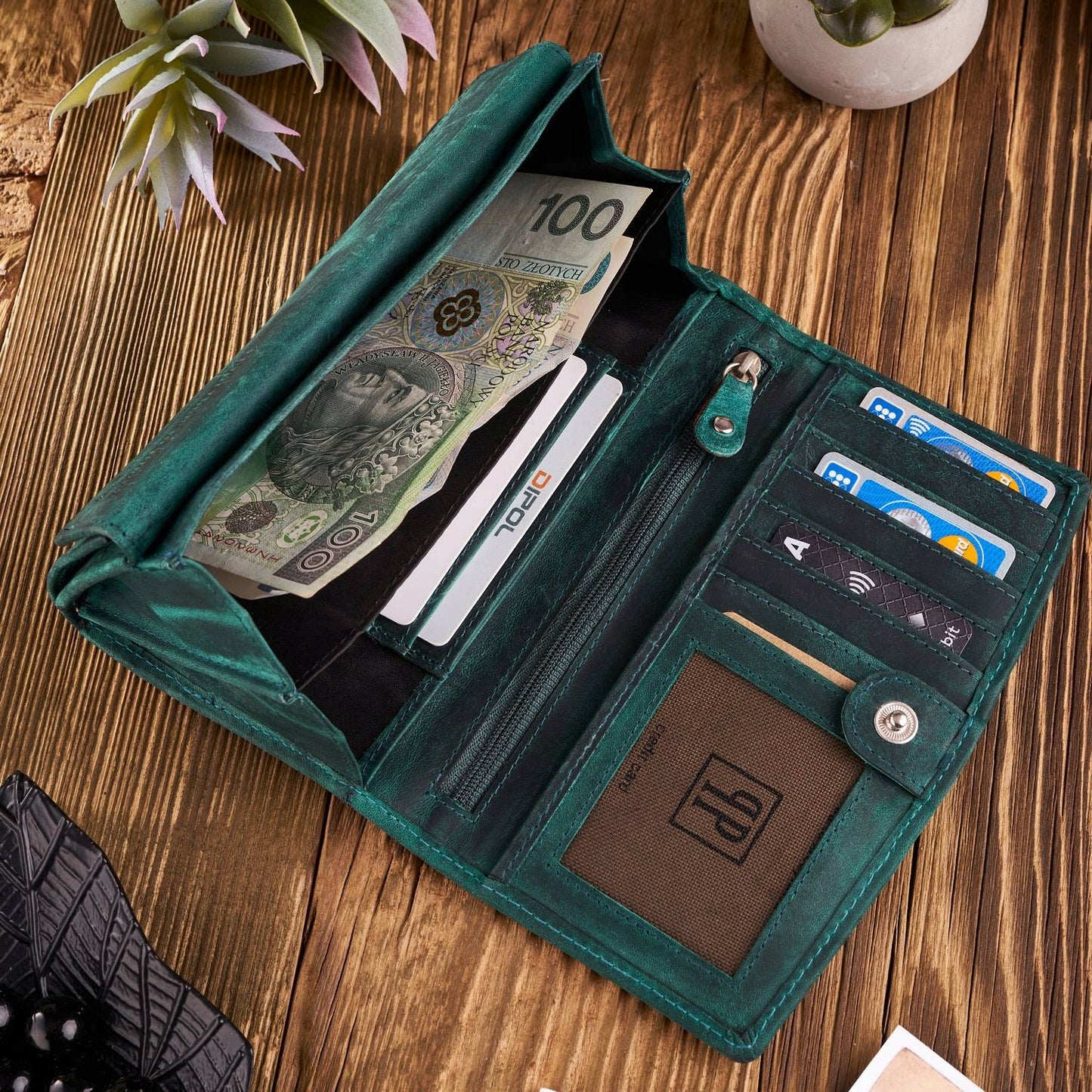 Moteriška odinė didelė "vintage" žalia piniginė su gėlėmis Paolo Peruzzi Rfid