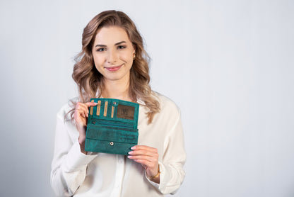 Moteriška odinė didelė "vintage" žalia piniginė su gėlėmis Paolo Peruzzi Rfid