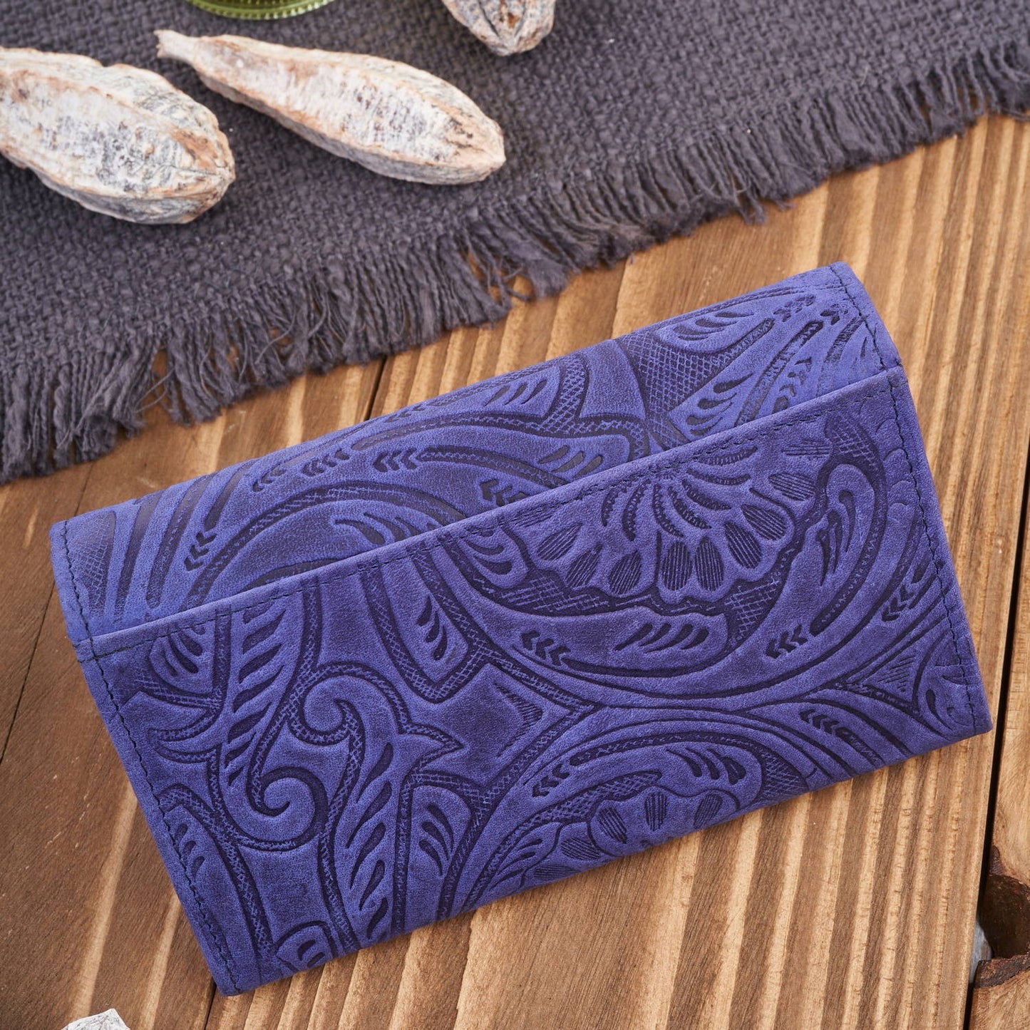 Didelė moteriška odinė piniginė, vintage, gėlėta, tamsiai mėlyna Paolo Peruzzi