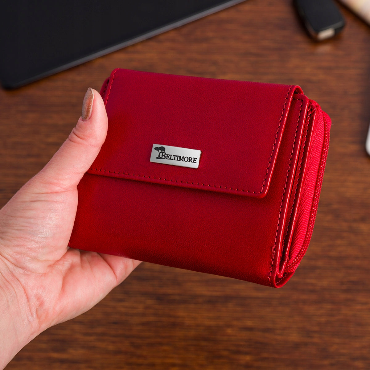 Moteriška odinė piniginė su RFiD apsauga, skirta kortelėms, klasikinė, graži, raudona Beltimore