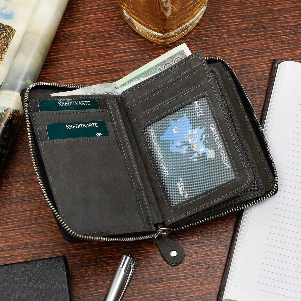 Vyriška odinė pilka RFiD piniginė vertikali didelė užsegama nubuko Beltimore