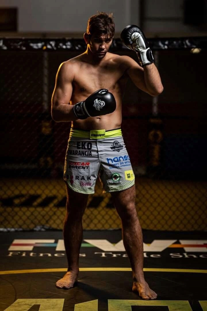 Bokso pirštinės 16oz - Classic White - Origin Series Bokso Pirštinės