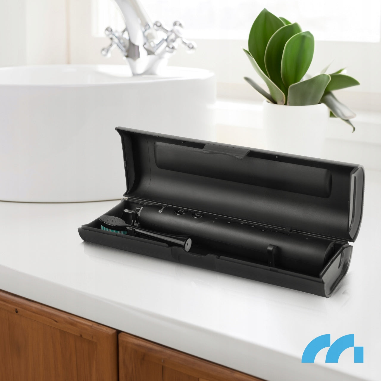 Elektrinis sonic dantų šepetėlis, atsparus vandeniui, su 6 antgaliais ir dėklu.