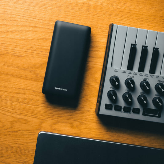 GREITAS POWERBANK 20000 MAH POWER BANK 2X USB USB-C PD 20W QC 3.0 + KABELIS