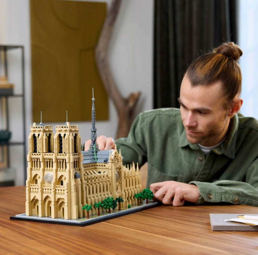 Konstruktorius suagusiems ir vyresniems vaikams „Notre-Dame de Paris“