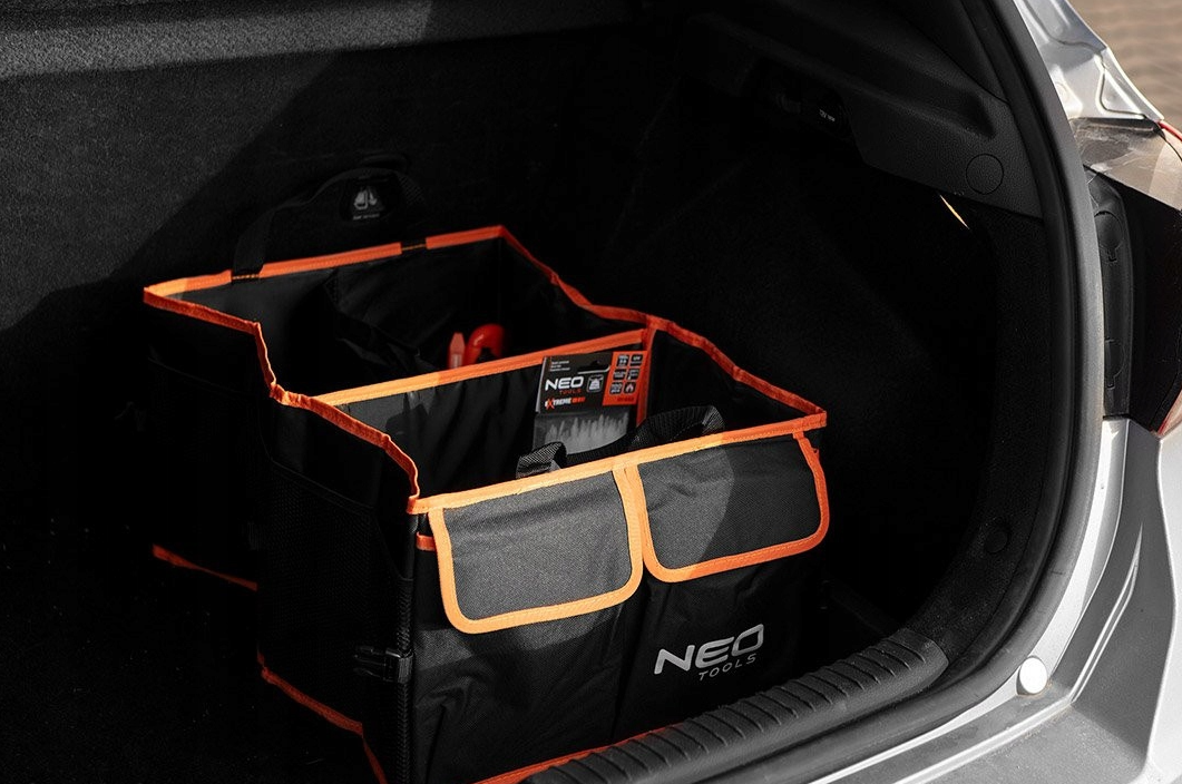 Bagažinės daiktadėžė automobiliui "Neo"
