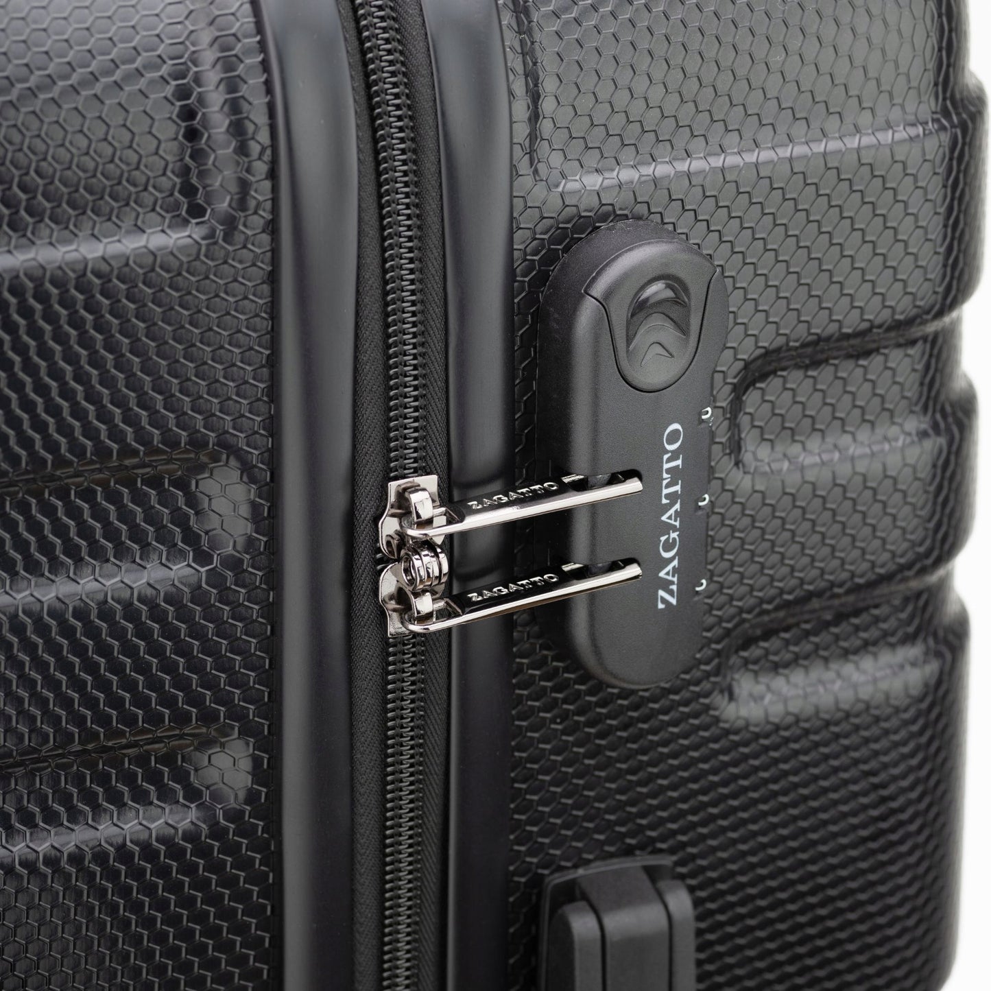 Vidutinio dydžio kelioninis lagaminas su ratukais RYANAIR 60L kietas ZAGATTO