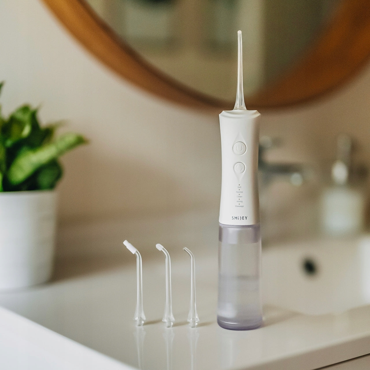 Sonicinis dantų šepetėlis Smiley + Belaidis dantų irigatorius