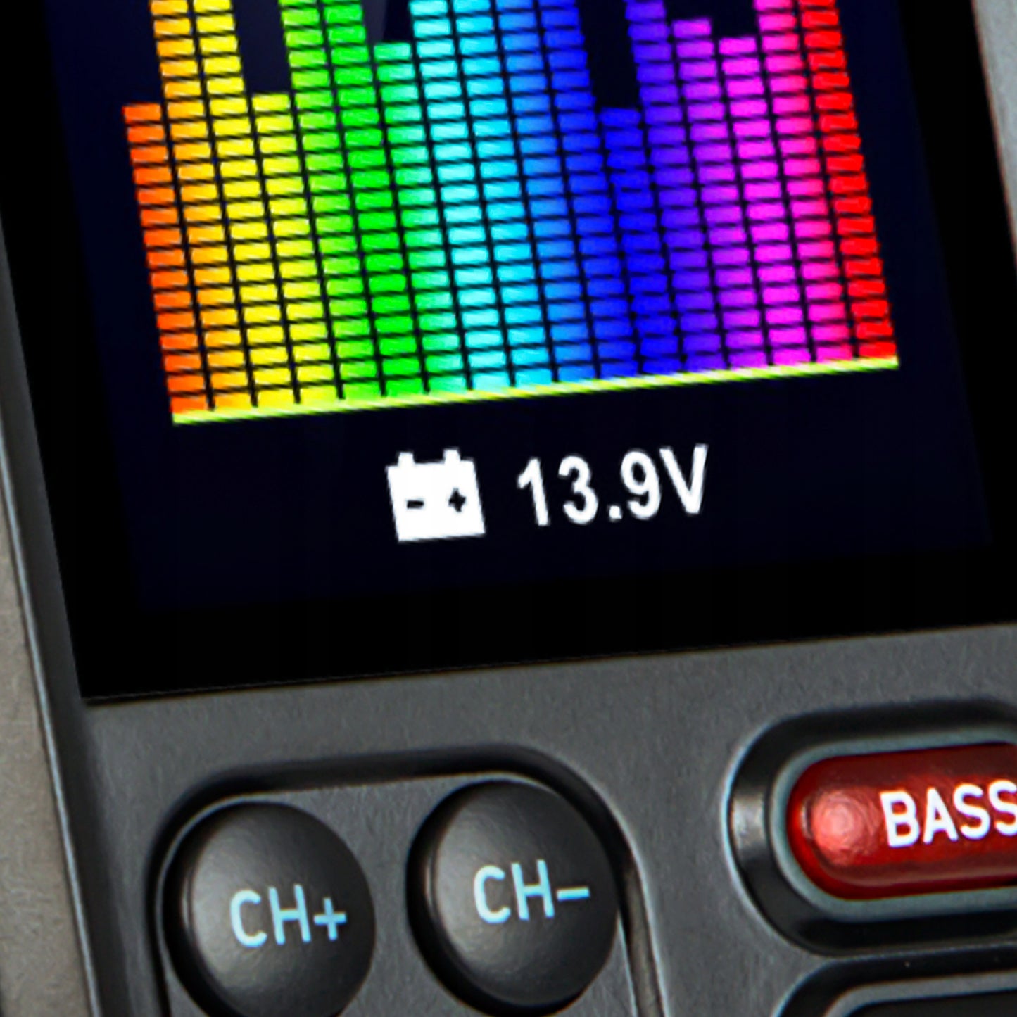 BLUETOOTH 5.0 FM SIŲSTUVAS LAISVŲ RANKŲ ĮRANGA QC3.0 SD BASS DIDELIS LCD 24V