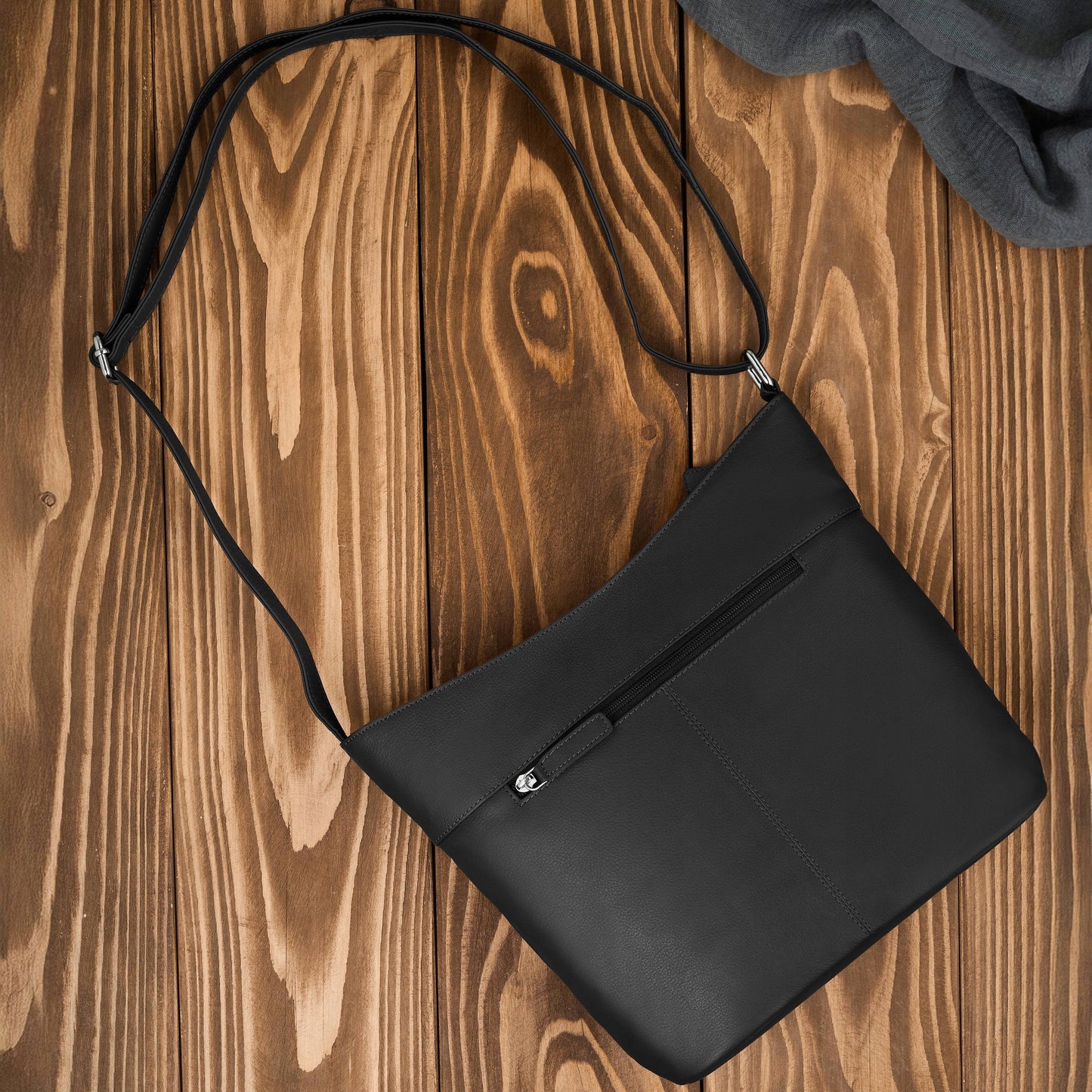 Miesto moteriška odinė rankinė ant peties juoda oda madinga Paolo Peruzzi