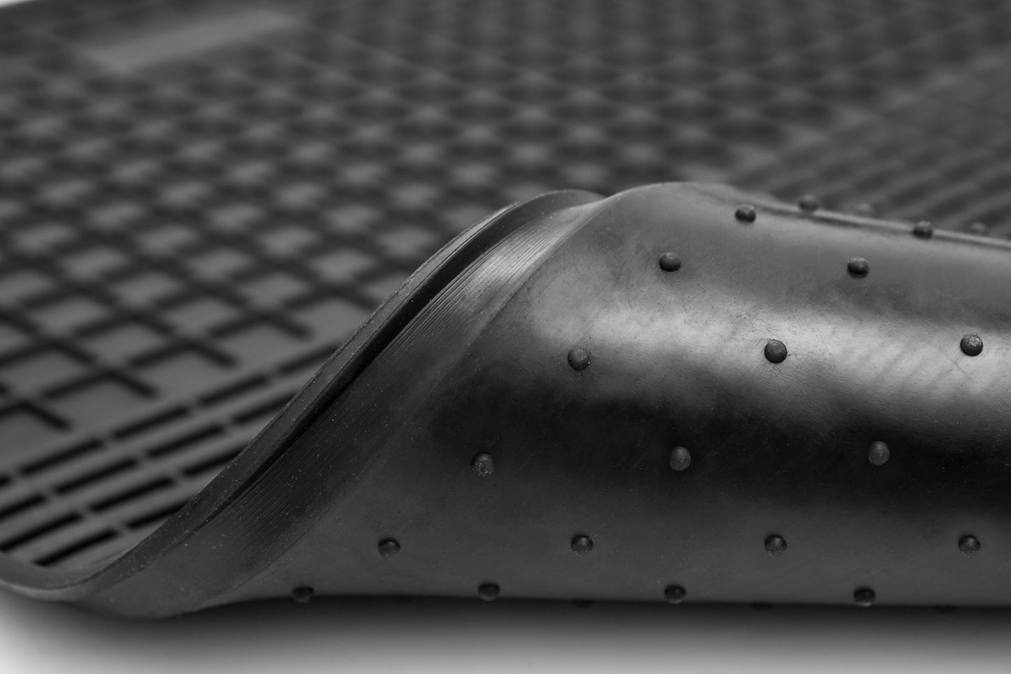 Pritaikytos guminės valytuvų šluotelės, komplektas + tunelis, juoda guma, 2cm kraštelis, automobiliui