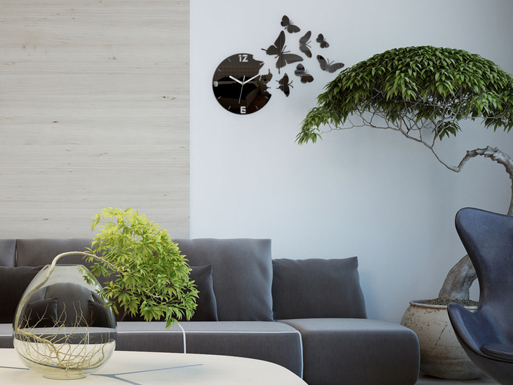 SIENINIS LAIKRODIS – DRUGELIAI – STULBINANTIS POVEIKIS 7 DRUGELIAI