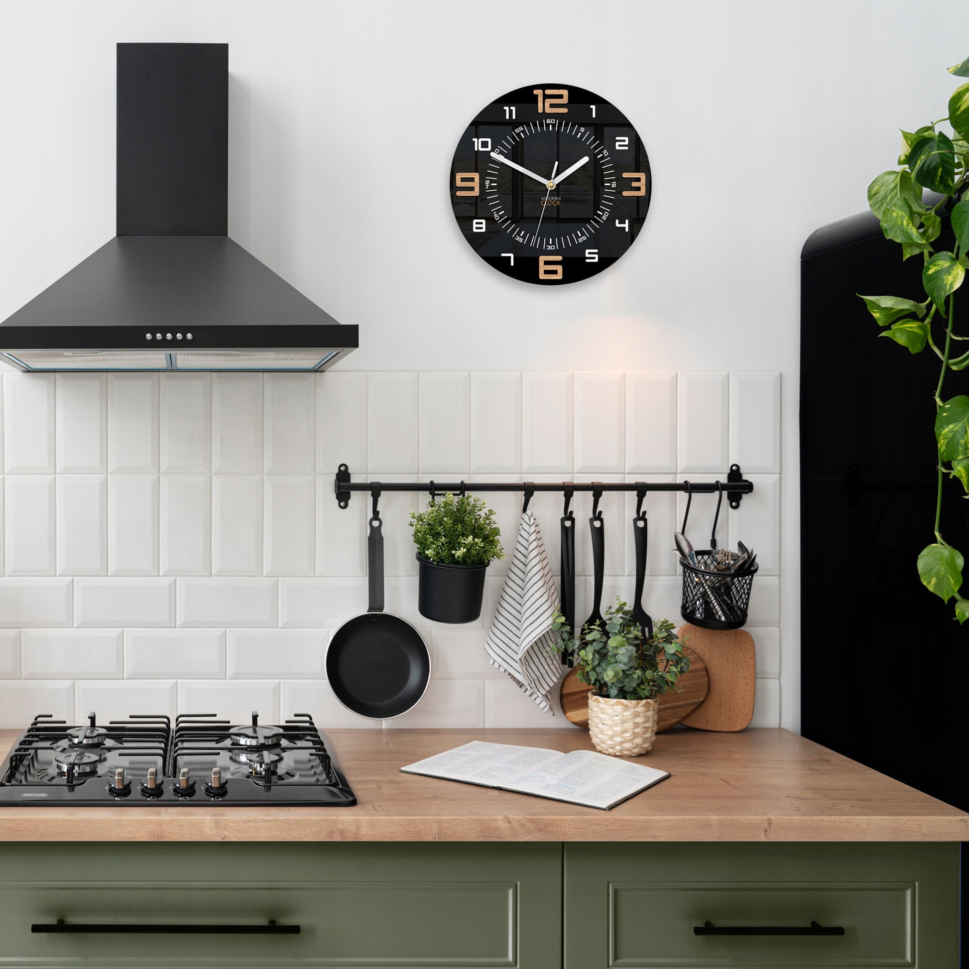 Alaska sieninis laikrodis juodas - 3D skaitomas - modernus - TYLUS