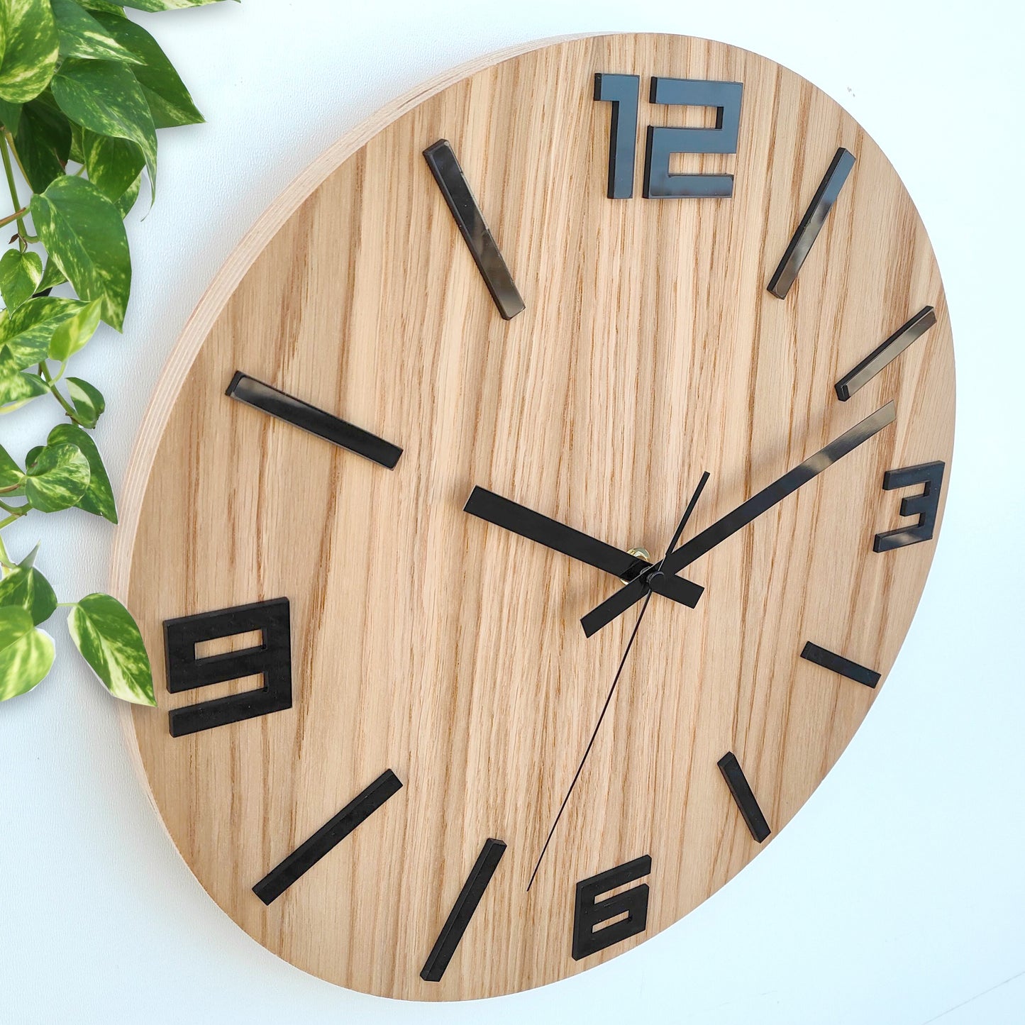 Medinis sieninis laikrodis Ąžuolinis ARABIK - 33 cm tylus, svetainės laikrodis