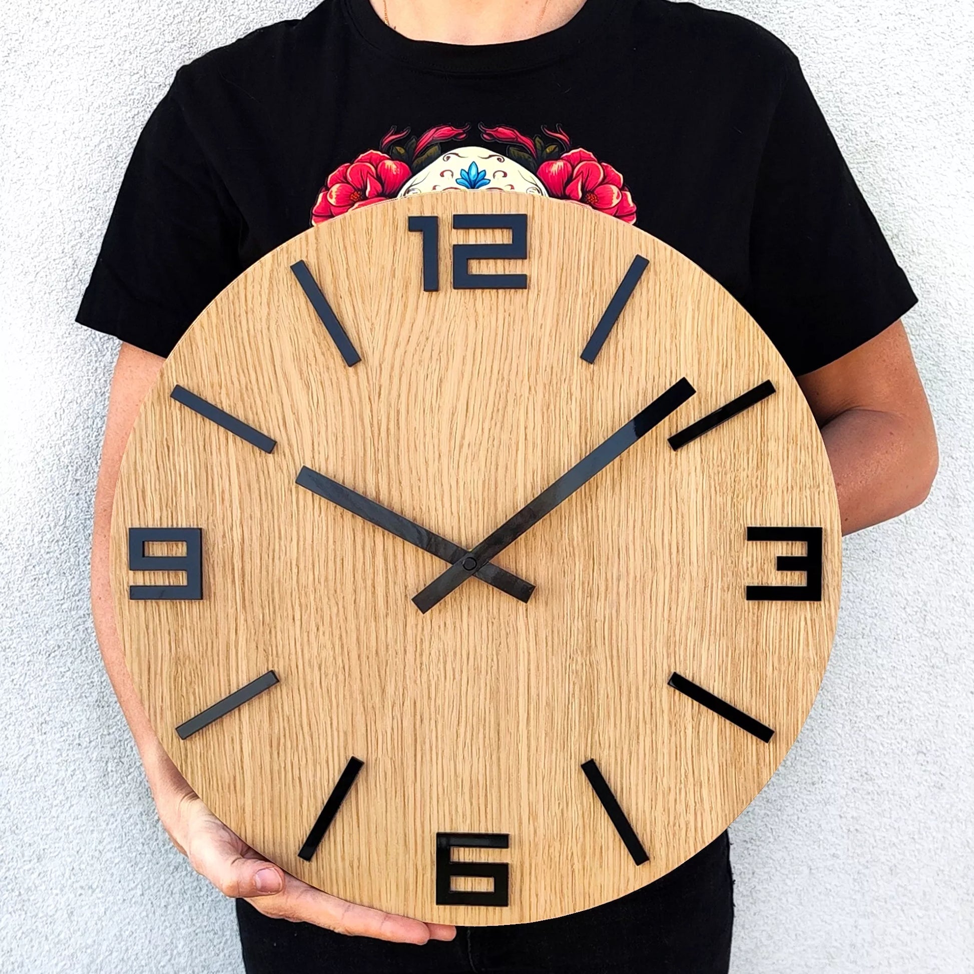 Medinis sieninis laikrodis Ąžuolinis ARABIC - 40 cm tylus, laikrodis svetainei