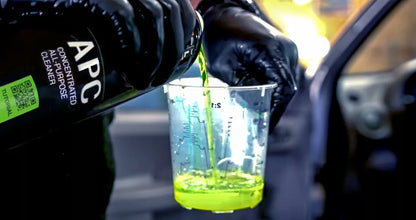 ADBL APC 2 × 1 l universalus valiklio koncentratas su priedais, rinkinys
