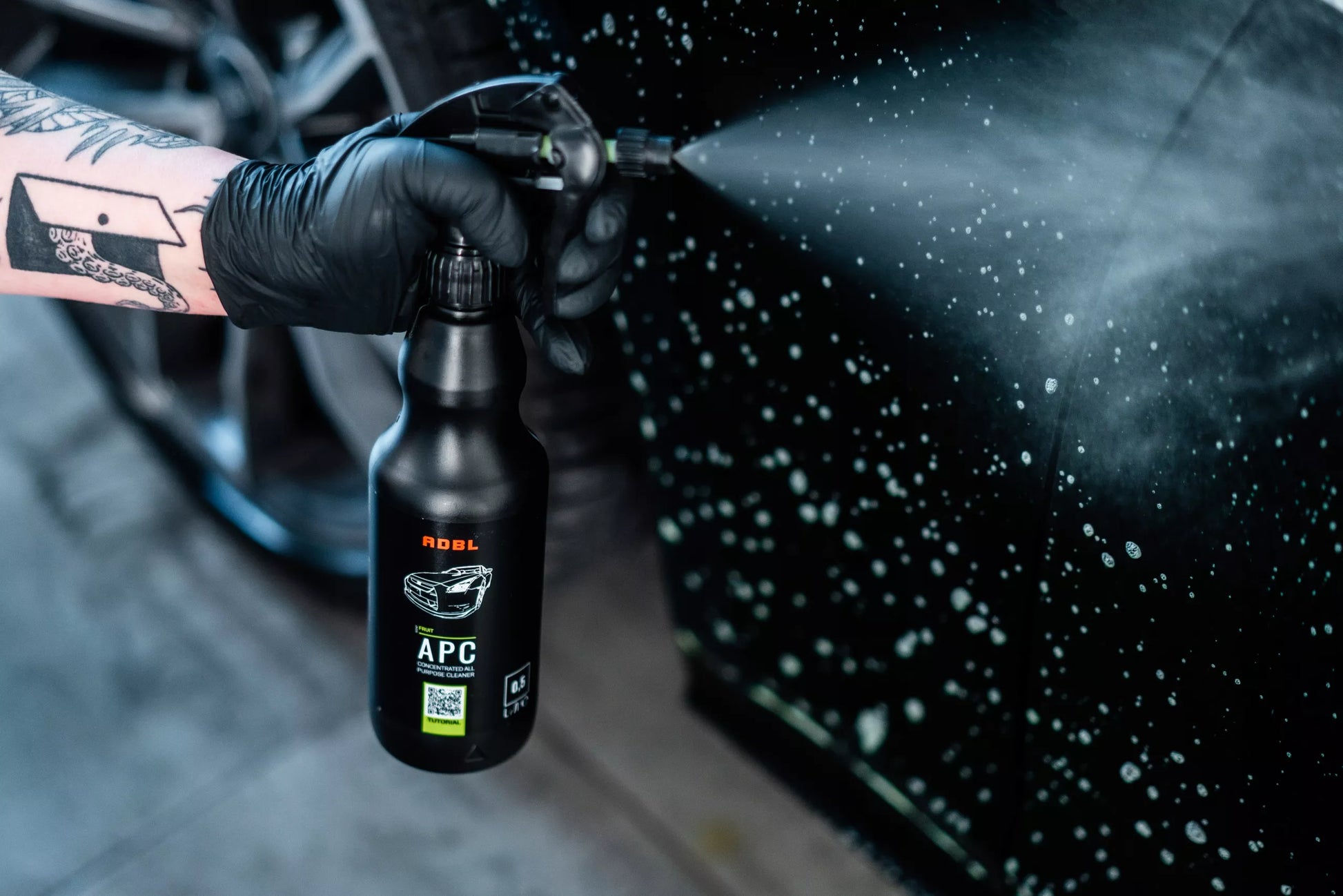 ADBL automobilių kosmetikos rinkinys valymui su priedais