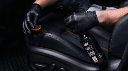 ADBL rinkinys automobilio odiniams apmušalams ir plastikui valyti, 2 × 500 ml