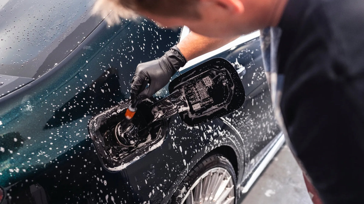 ADBL Round Detailing Brush – 6 šepetėlių rinkinys (2 × 3 dydžių) automobilio sunkiai pasiekiamoms vietoms