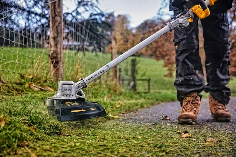 Akumuliatorinė trimeris-žoliapjovė DeWalt 18V