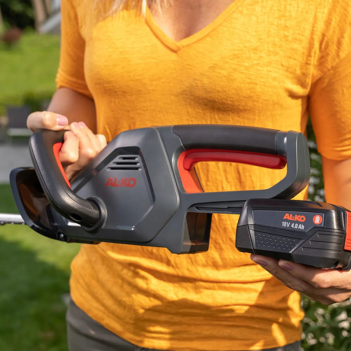 Akumuliatorinės gyvatvorių žirklės AL-KO HT 1845, 18 V BOSCH akumuliatoriaus korpusas