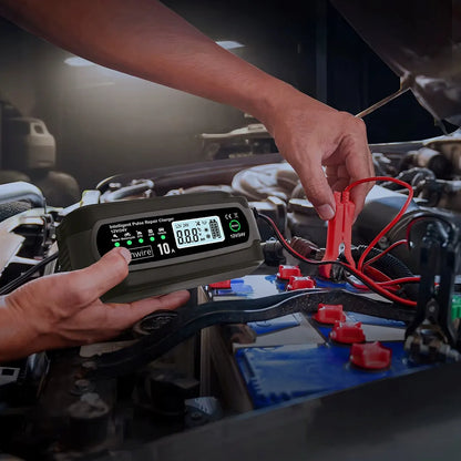 Automobilinis akumuliatorių įkroviklis su remonto funkcija 12V 24V 10A