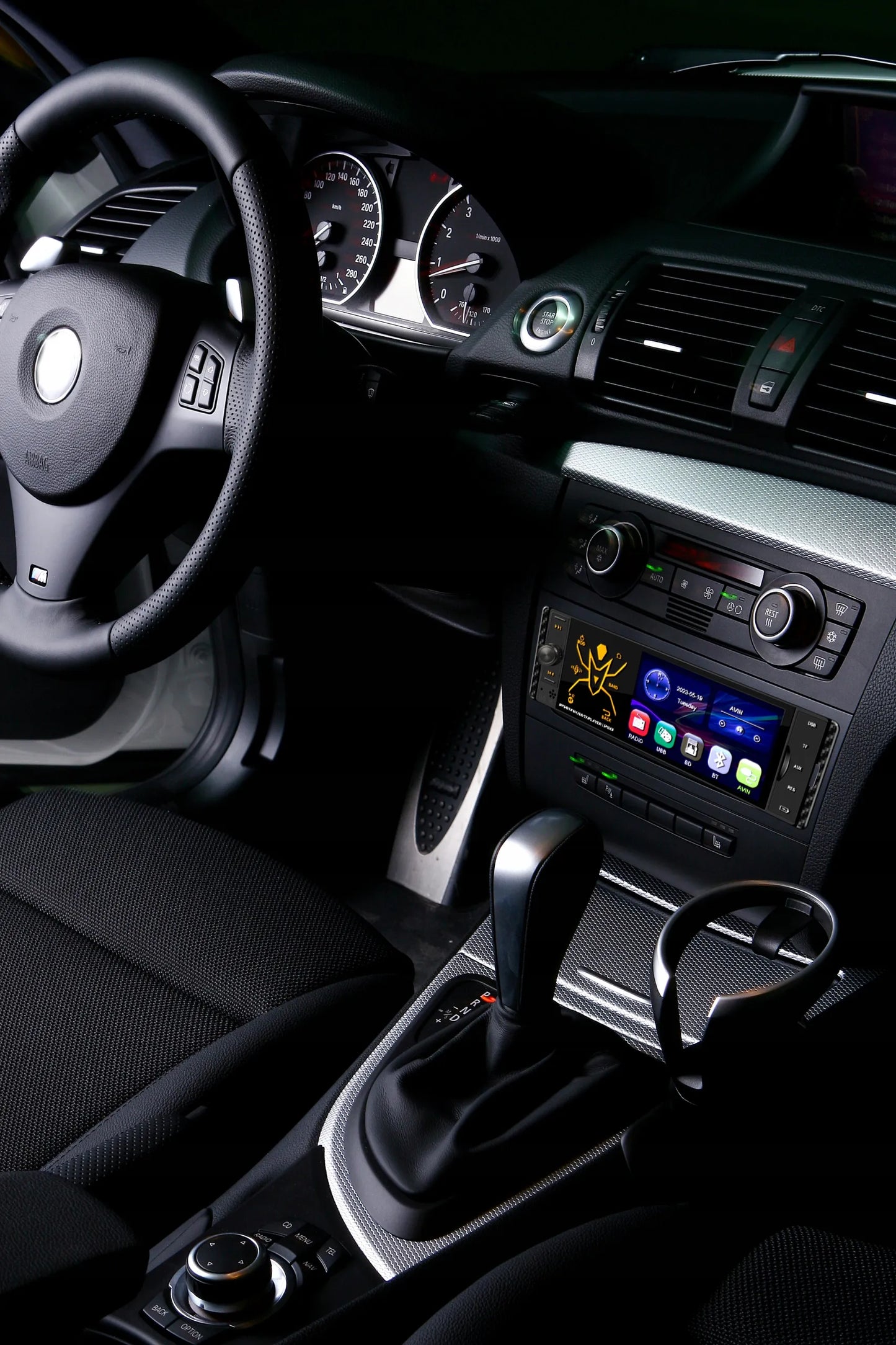 Automobilinis radijas BLOW Spider 1-DIN Bluetooth USB SD AUX jutiklinis 4 colių ekranas