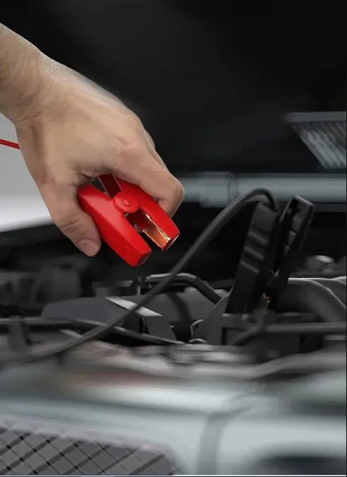 Automobilio užvedimo įrenginys BOOSTER IDEAL 4400 A 12/24V 230V