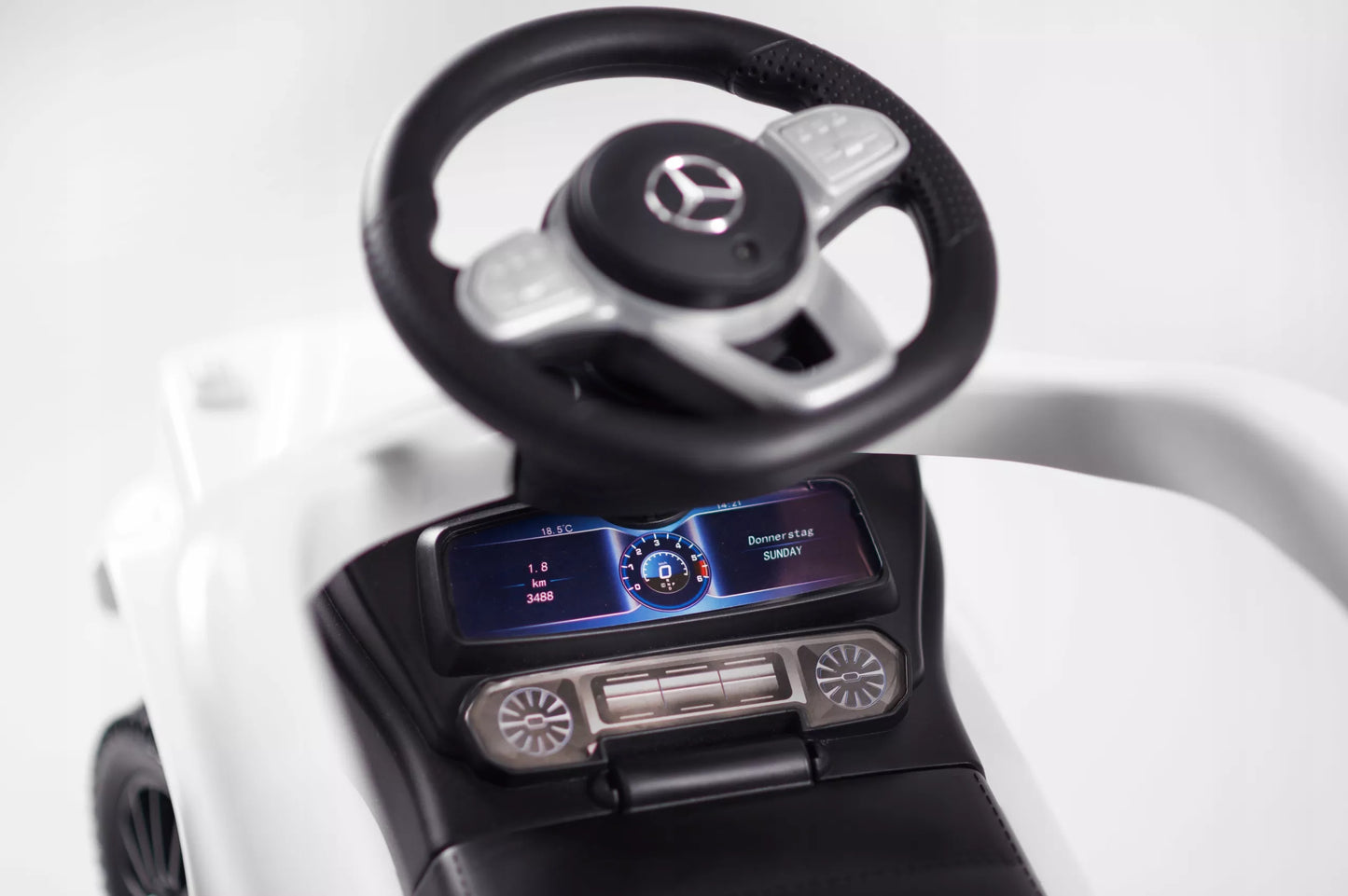 Vaikiškas automobilis stumiamas, automobiliukas MERCEDES su guminiais ratais, odine sėdyne, kaip vaikštynė - puiki dovana